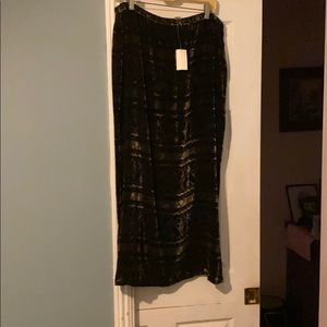 Chicos nwt velvet burnout long skirt sz 3(16)